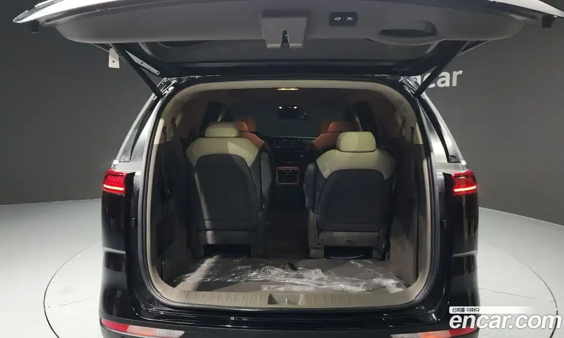 Kia Canival 2021 3.5 Автомат в Москве № 50699, фото 20