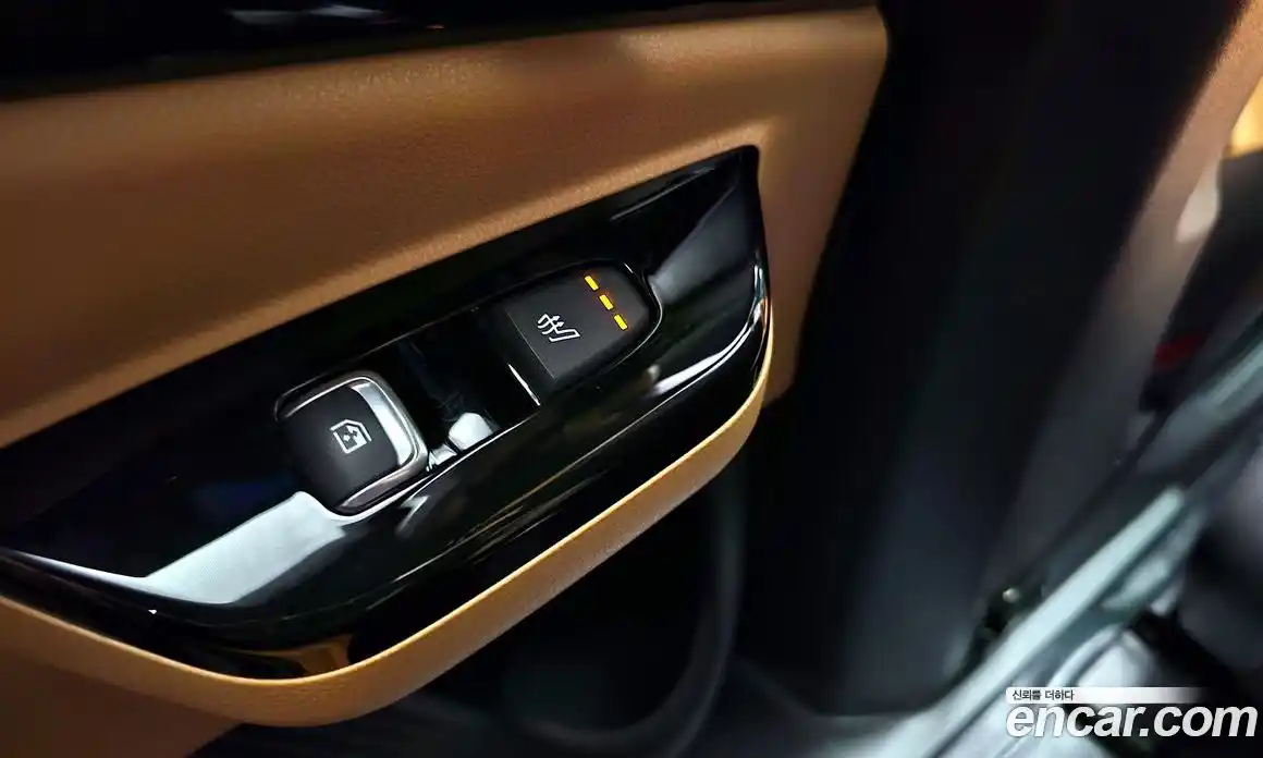 Kia Canival 2022 3.5 Автомат в Москве № 51626, фото 17