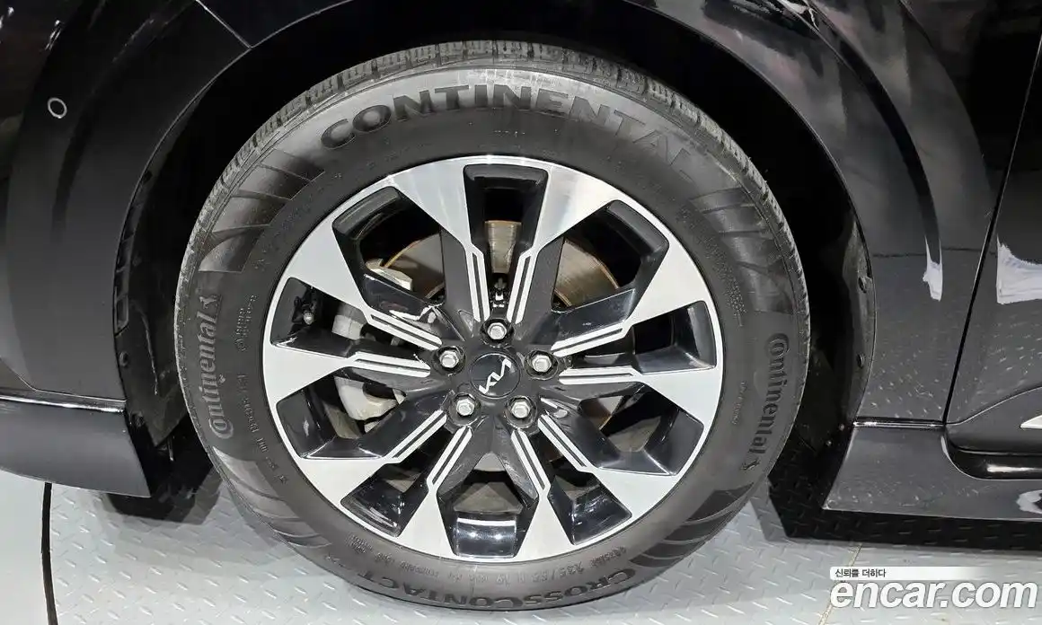 Kia Canival 2022 3.5 Автомат в Москве № 51626, фото 5