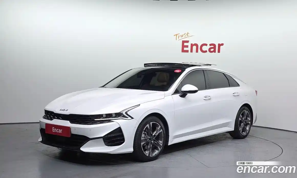 Kia K5 2023 1.6 Автомат в Москве № 52131, фото 11