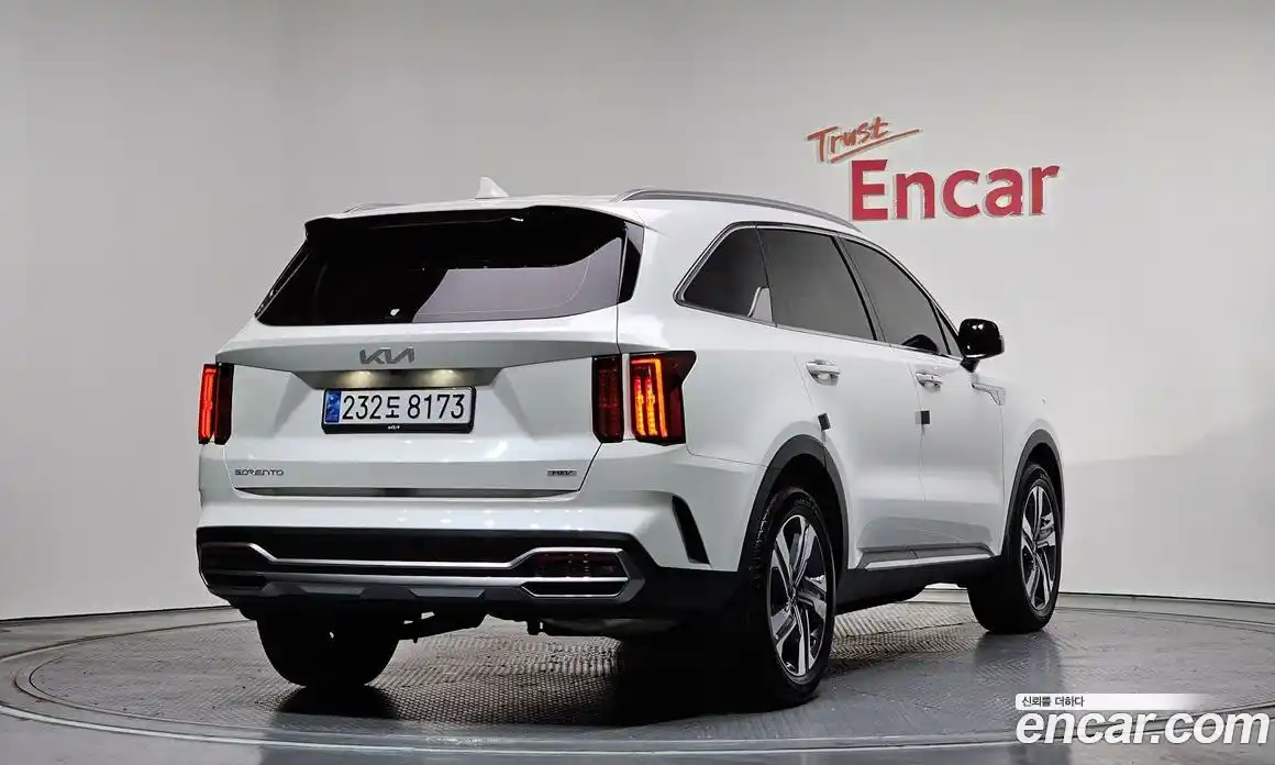 Kia Sorento 2023 1.6 Автомат в Москве № 52424, фото 17