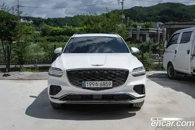 Genesis GV70, 2025