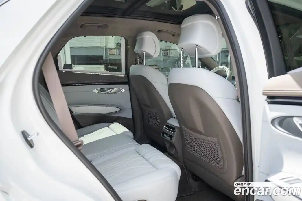 Genesis GV70 2025 2.5 Автомат в Москве № 56866, фото 11