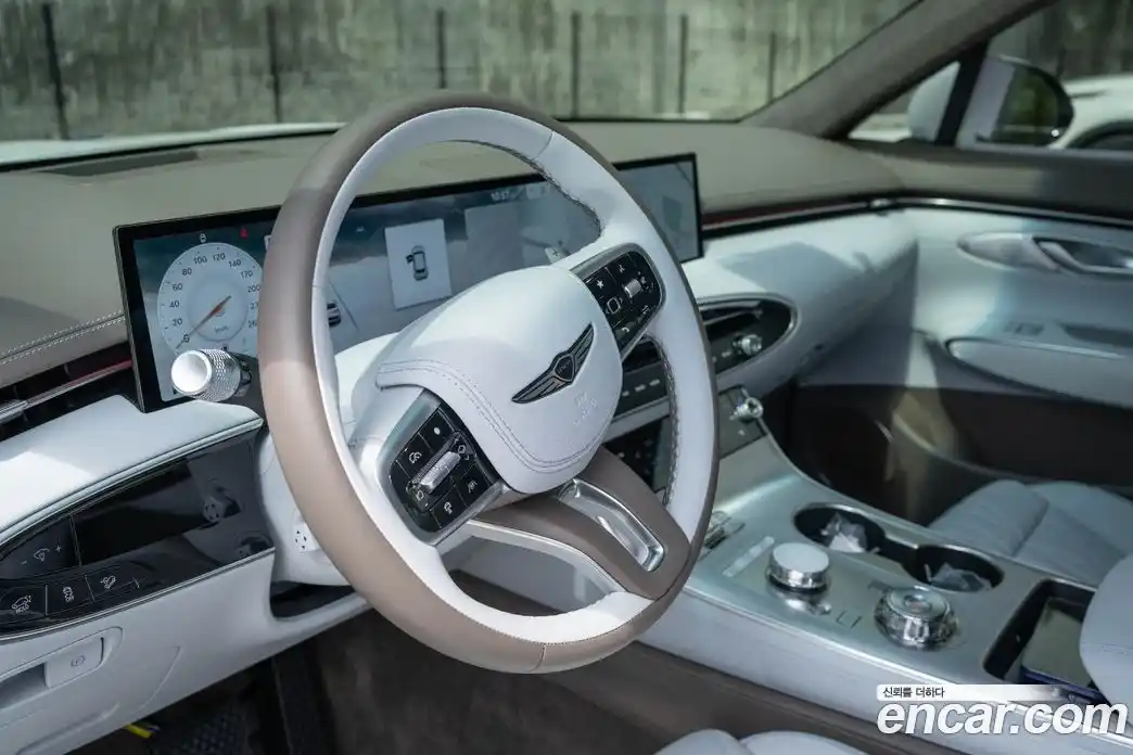 Genesis GV70 2025 2.5 Автомат в Москве № 56866, фото 3