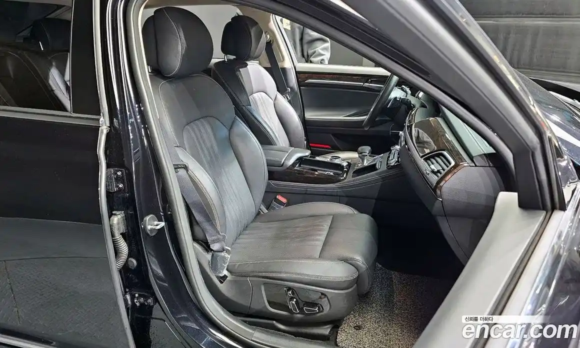 Genesis G90 2020 3.8 Автомат в Москве № 57526, фото 11