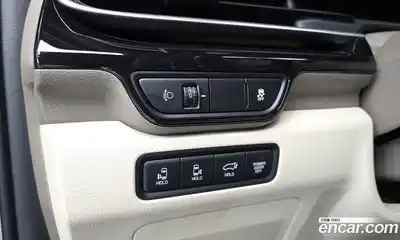 Kia Canival 2024 2.2 Автомат в Москве № 60765, миниатюра 5