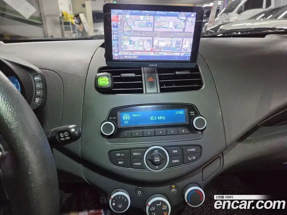 Chevrolet Spark 2014 1.0 Автомат в Москве № 77356, фото 7