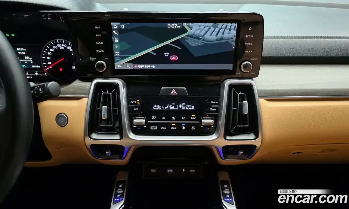 Kia Sorento 2023 1.6 Автомат в Москве № 8316, фото 16