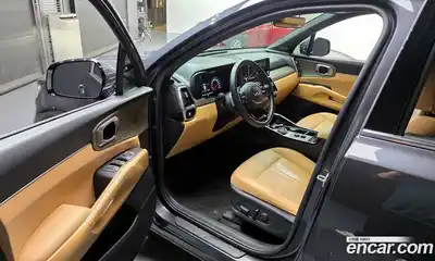 Kia Sorento 2023 1.6 Автомат в Москве № 8316, миниатюра 5