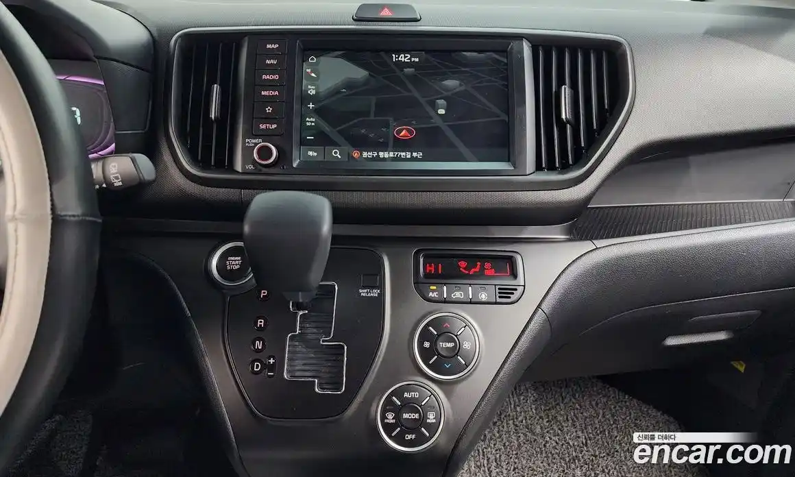 Kia Ray 2024 1.0 Автомат в Москве № 95175, фото 17