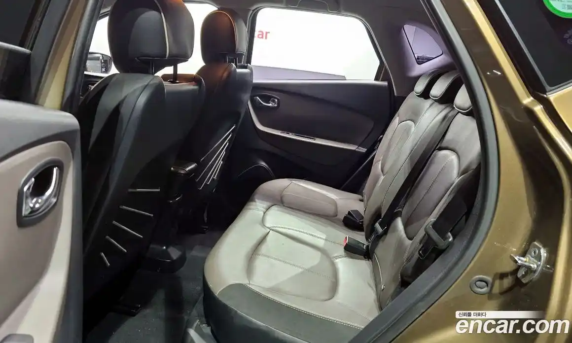 Renault QM3 2016 1.5 Автомат в Москве № 106316, фото 12