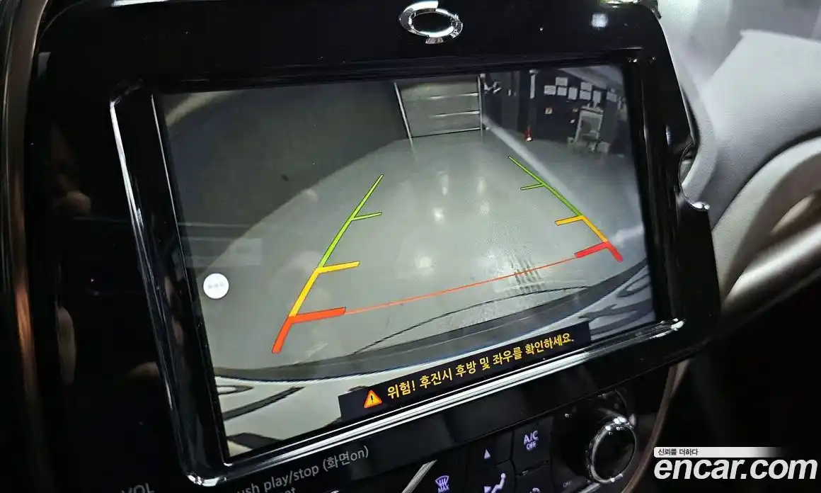 Renault QM3 2016 1.5 Автомат в Москве № 106316, фото 16