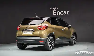 Renault QM3 2016 1.5 Автомат в Москве № 106316, миниатюра 2