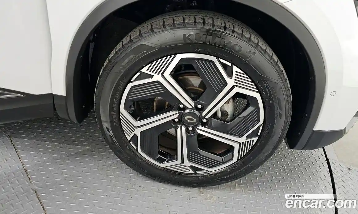 Renault QM6 2024 2.0 Автомат в Москве № 107190, фото 16