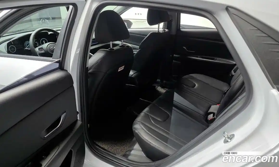 Hyundai Avante 2021 1.6 Автомат в Москве № 109775, фото 18