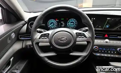 Hyundai Avante 2021 1.6 Автомат в Москве № 109775, миниатюра 7