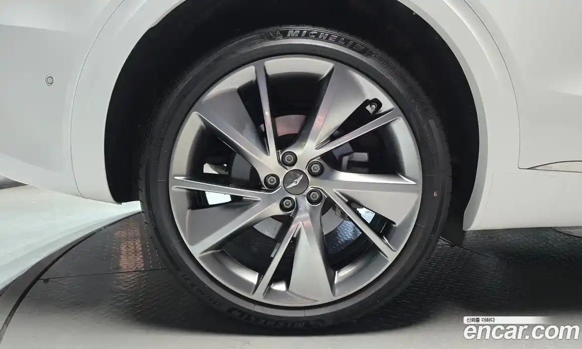 Genesis GV70 2021 2.5 Автомат в Москве № 117438, фото 14