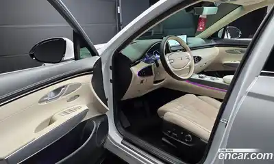 Genesis GV70 2021 2.5 Автомат в Москве № 117438, миниатюра 2