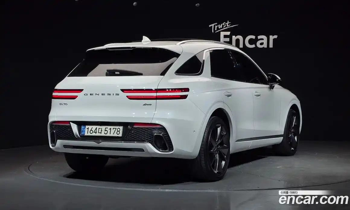 Genesis GV70 2021 2.5 Автомат в Москве № 117438, фото 7