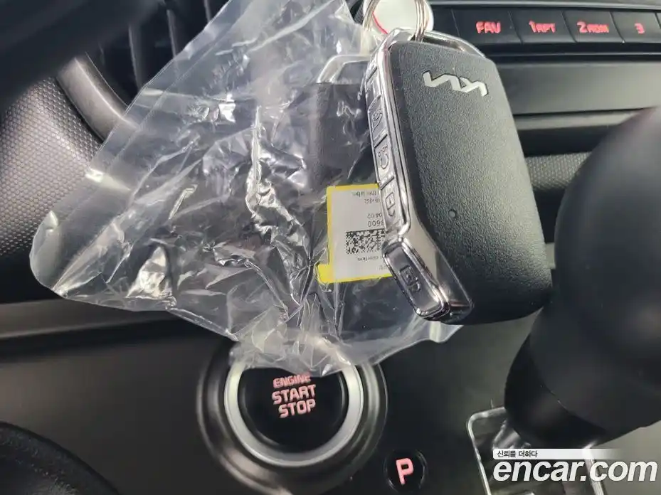 Kia Ray 2023 1.0 Автомат в Москве № 120513, фото 9