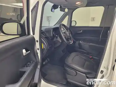 Kia Ray 2023 1.0 Автомат в Москве № 120513, миниатюра 10