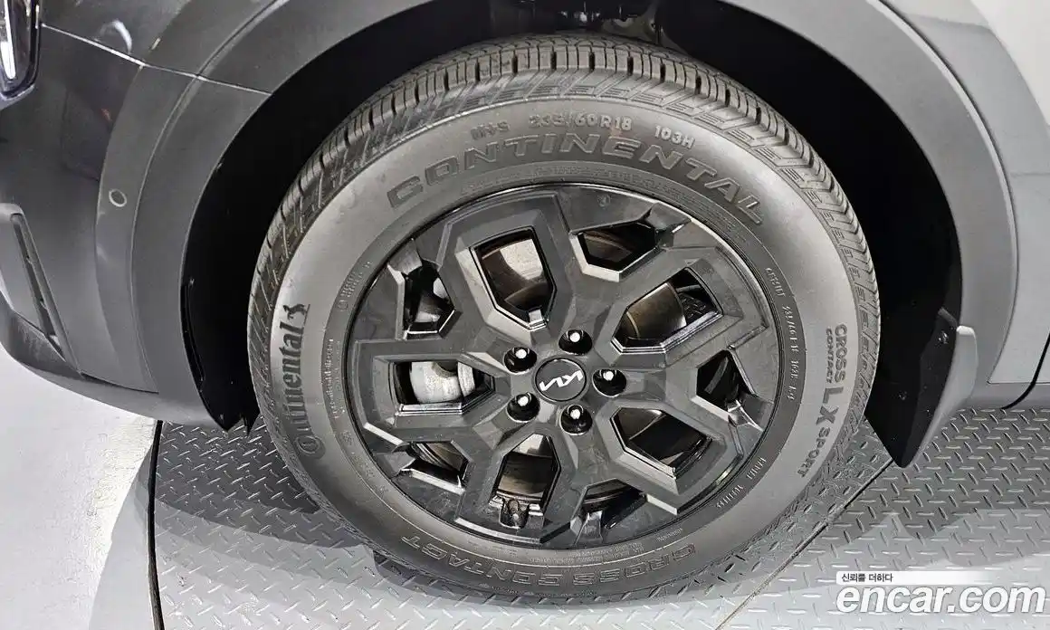 Kia Sorento 2024 1.6 Автомат в Москве № 120717, фото 3