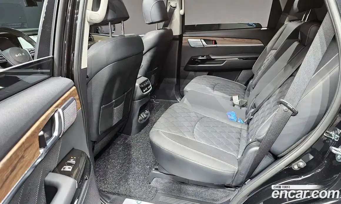 Kia Mohave 2023 3.0 Автомат в Москве № 122642, фото 12