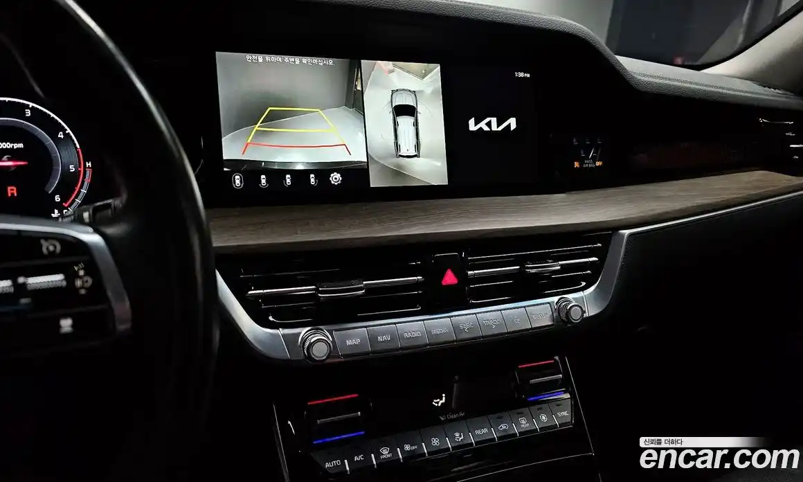 Kia Mohave 2023 3.0 Автомат в Москве № 122642, фото 15