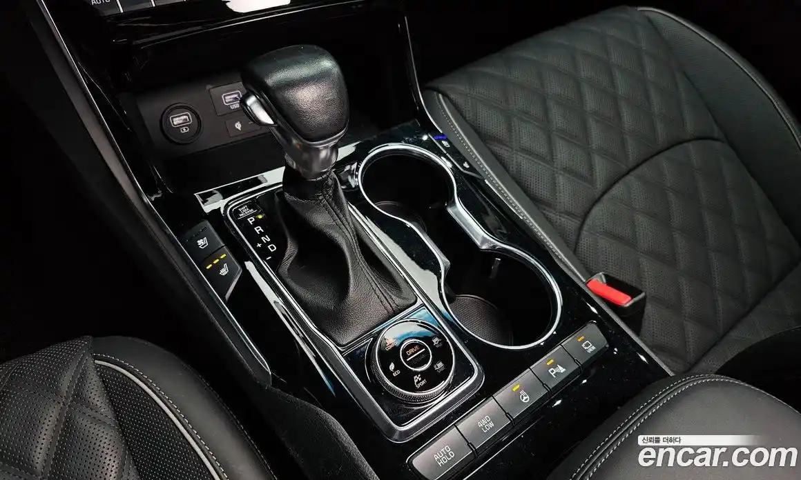 Kia Mohave 2023 3.0 Автомат в Москве № 122642, фото 9