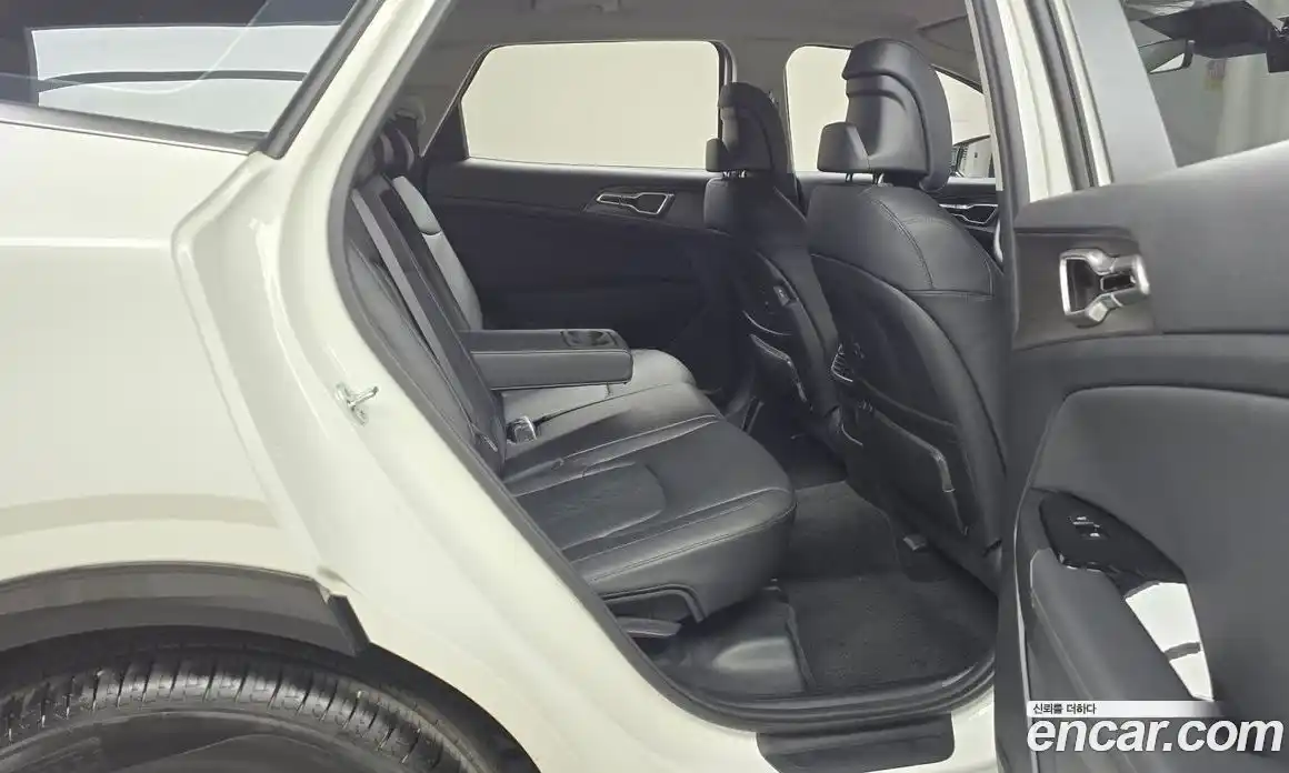 Kia Sportage 2022 1.6 Автомат в Москве № 123735, фото 14