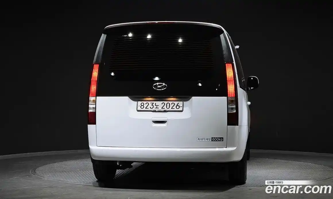 Hyundai Staria 2023 2.2 Автомат в Москве № 125631, фото 4