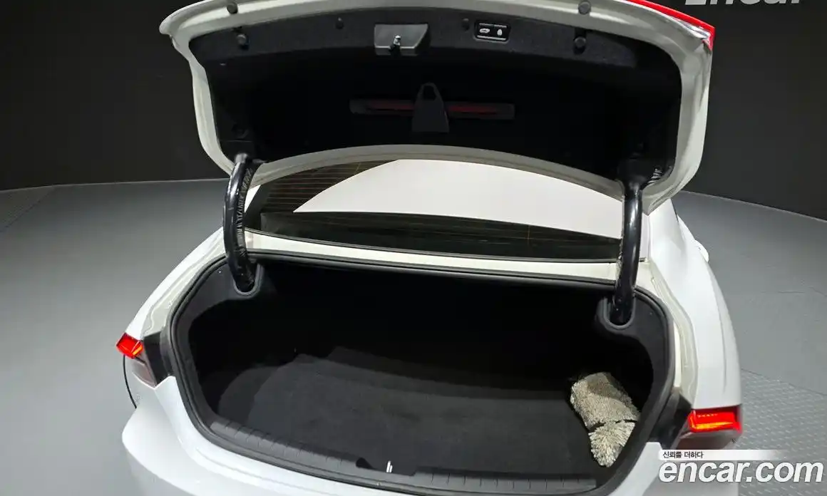 Hyundai Grandeur 2022 3.3 Автомат в Москве № 126358, фото 14