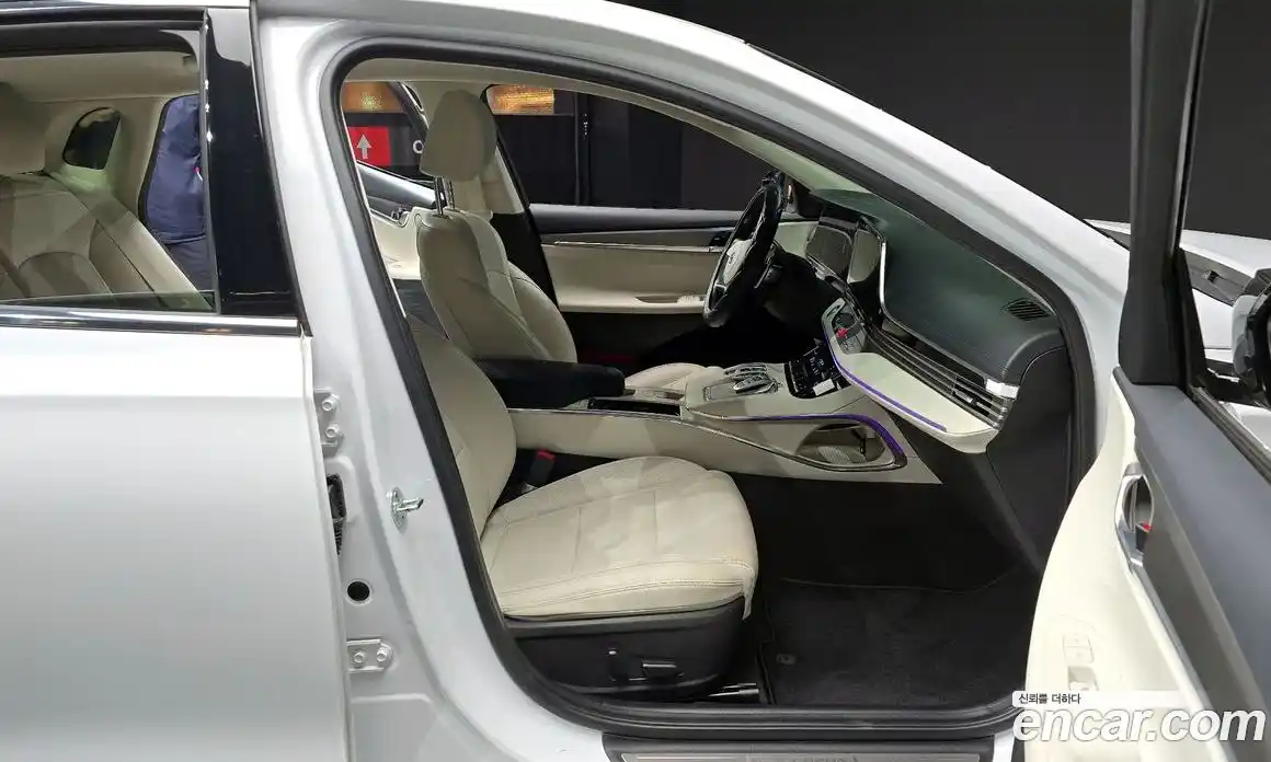 Hyundai Grandeur 2022 3.3 Автомат в Москве № 126358, фото 3