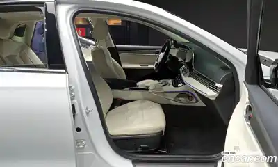 Hyundai Grandeur 2022 3.3 Автомат в Москве № 126358, миниатюра 3