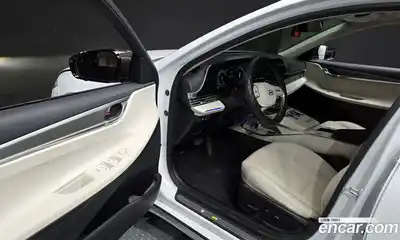 Hyundai Grandeur 2022 3.3 Автомат в Москве № 126358, миниатюра 9