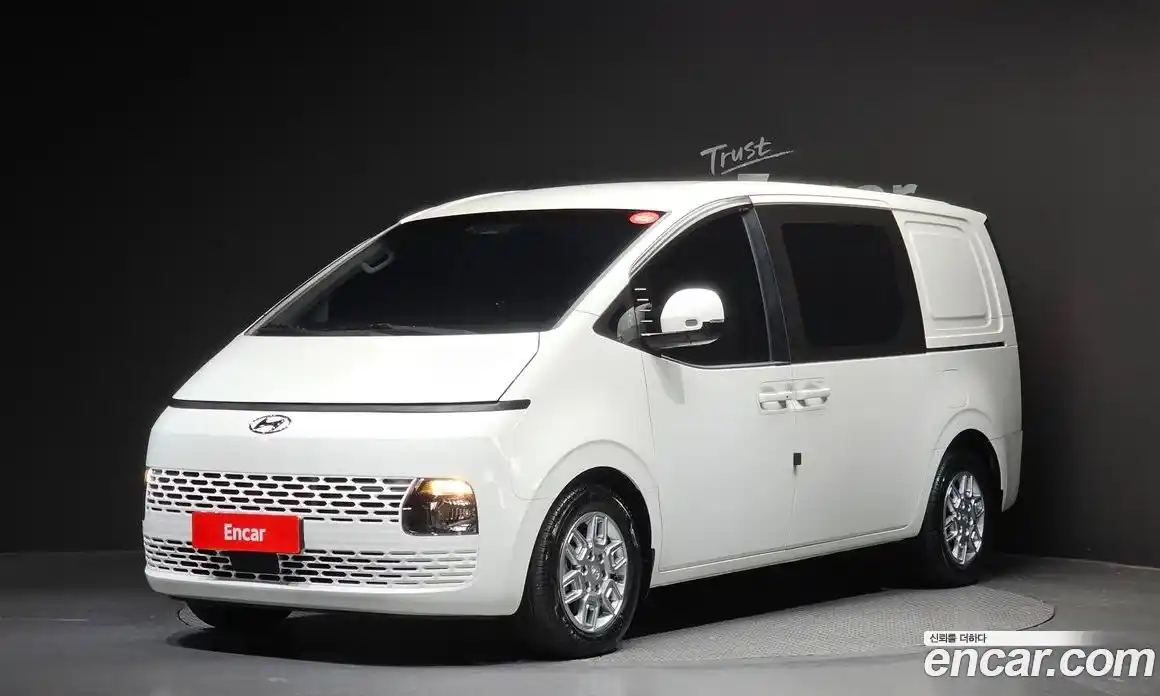 Hyundai Staria 2022 2.2 Автомат в Москве № 129684, фото 14