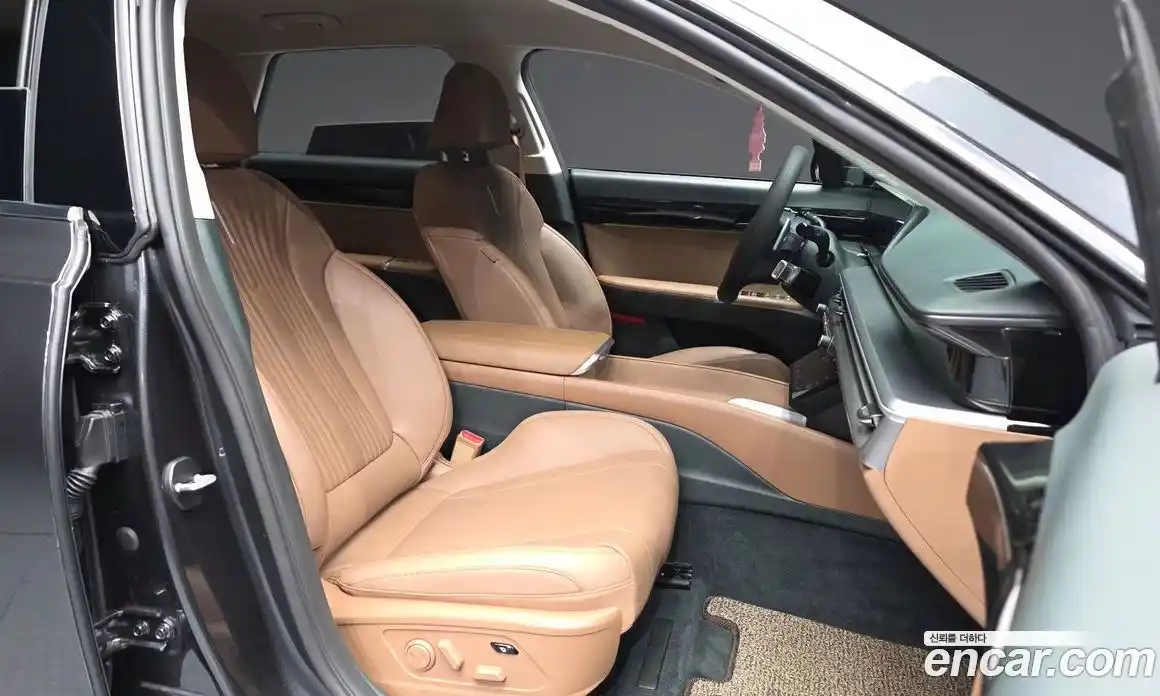 Hyundai Grandeur 2025 1.6 Автомат в Москве № 130676, фото 15