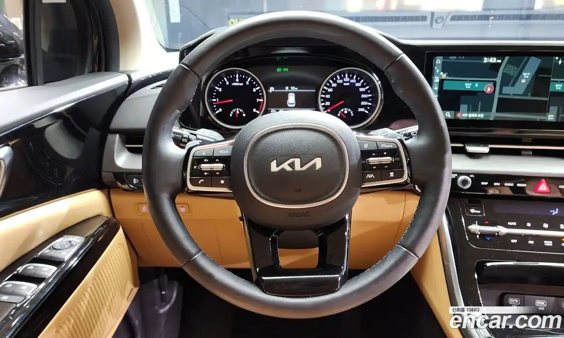 Kia Canival 2023 3.5 Автомат в Москве № 133141, фото 13