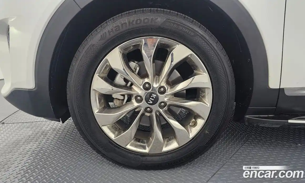 Kia Sorento 2019 2.0 Автомат в Москве № 133655, фото 18