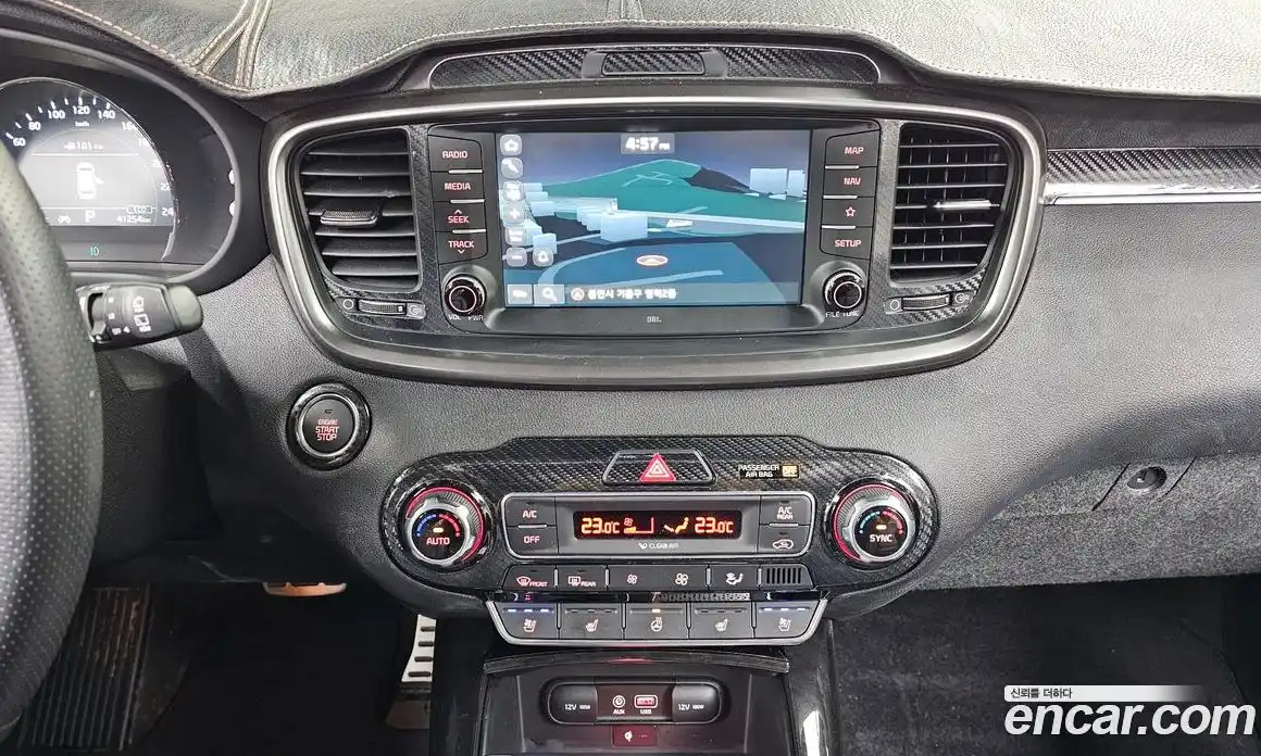 Kia Sorento 2018 2.2 Автомат в Москве № 133952, фото 15