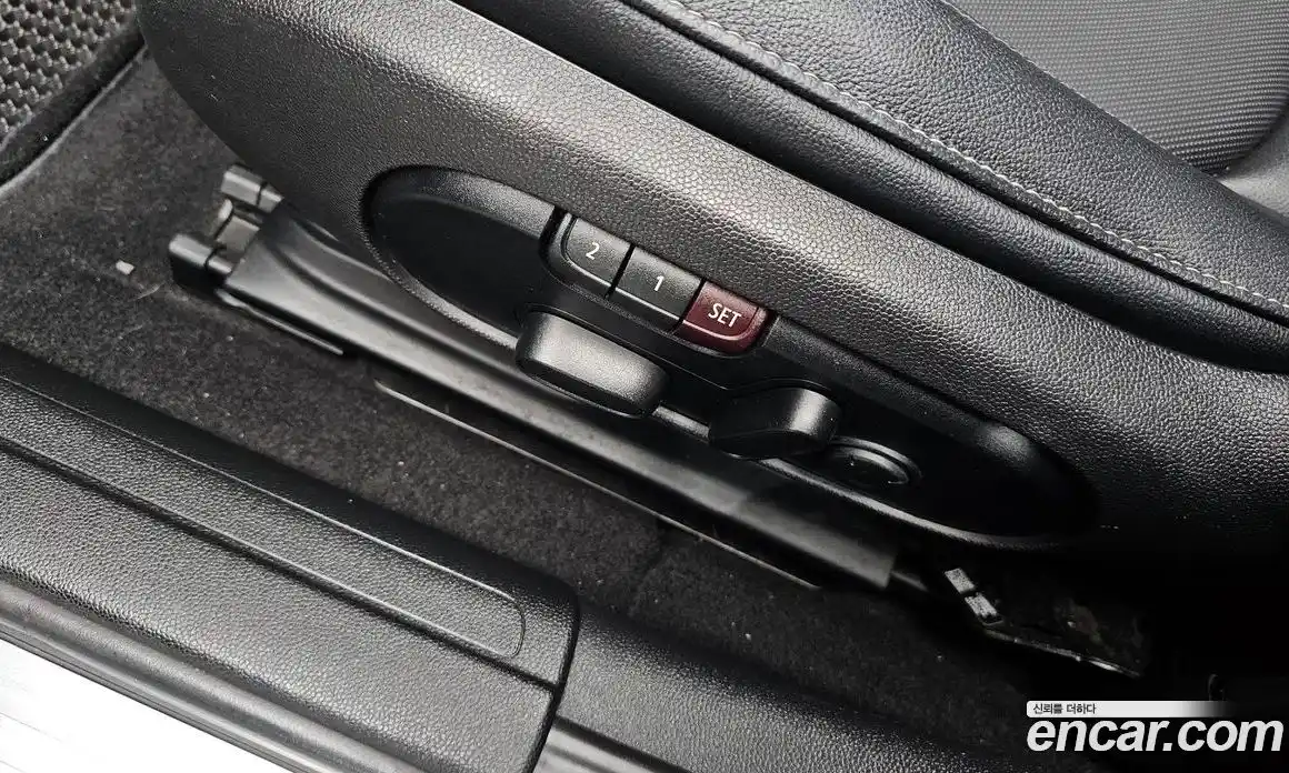 Mini Clubman 2016 2.0 Автомат в Москве № 136749, фото 17