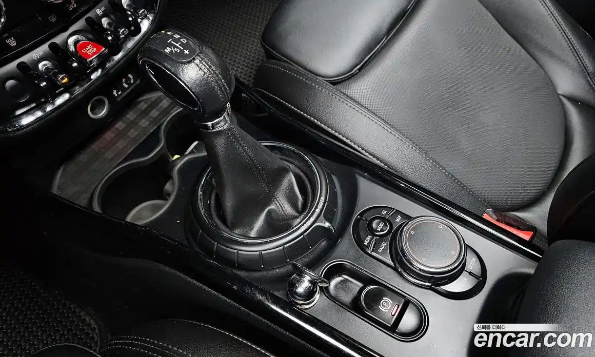 Mini Clubman 2016 2.0 Автомат в Москве № 136749, фото 9