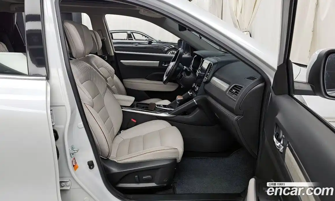 Renault QM6 2022 2.0 Автомат в Москве № 140118, фото 11