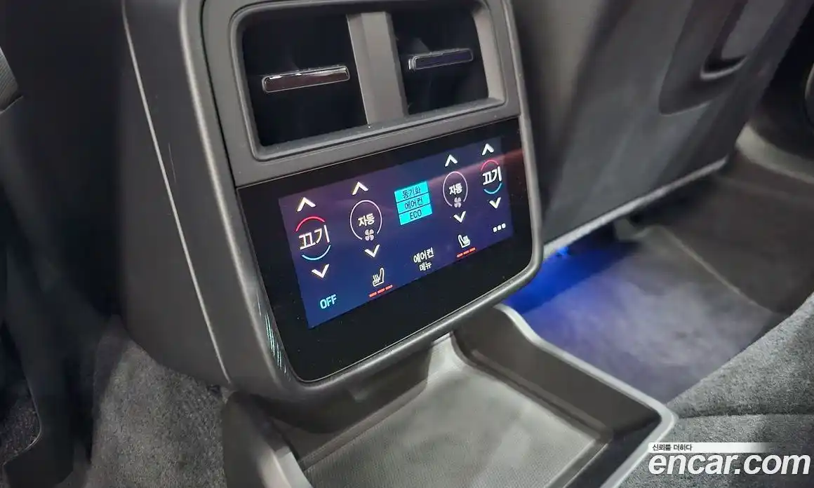 Porsche Taycan 2021 0.1 Автомат в Москве № 141897, фото 3