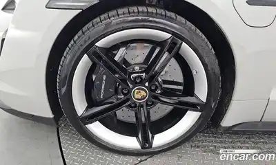 Porsche Taycan 2021 0.1 Автомат в Москве № 141897, миниатюра 9