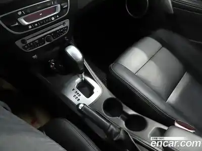 Renault SM3 2012 1.6 Автомат в Москве № 153042, миниатюра 9