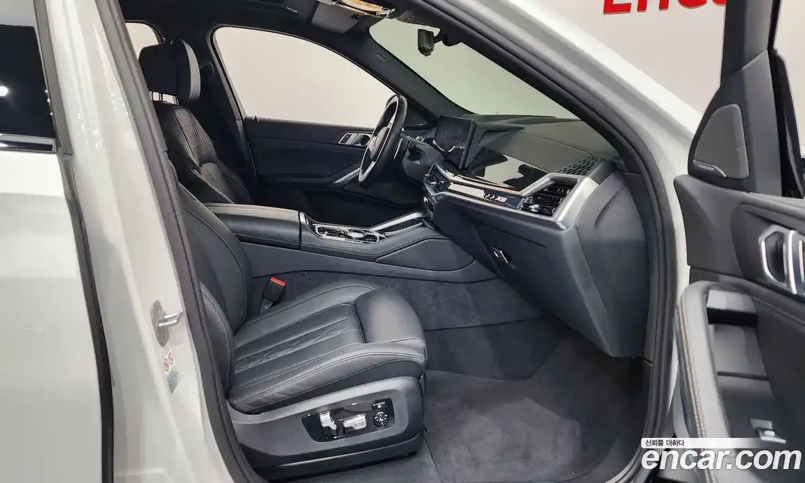BMW X6 2024 3.0 Автомат в Москве № 153939, фото 11