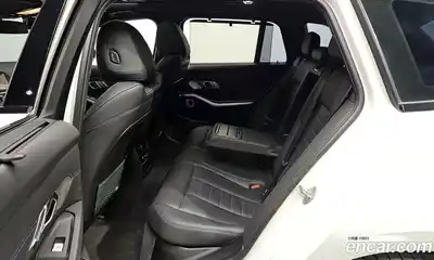 BMW 3-Series 2022 2.0 Автомат в Москве № 155347, миниатюра 12