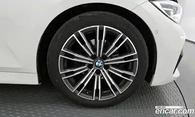 BMW 3-Series 2022 2.0 Автомат в Москве № 158719, миниатюра 9