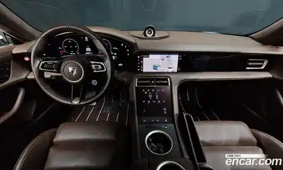 Porsche Taycan 2025 0.1 Автомат в Москве № 164943, миниатюра 12